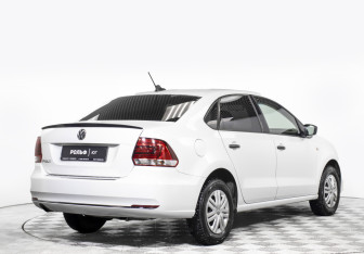 Подержанный автомобиль Volkswagen Polo Sedan 2017 года (5 фото)