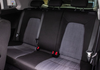 Подержанный автомобиль Kia Ceed Hatchback 2011 года (12 фото)