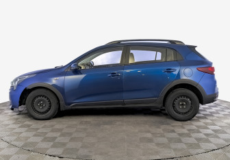 Подержанный автомобиль Kia Rio Hatchback 2021 года (8 фото)