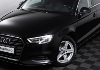Подержанный автомобиль Audi A3 Sedan 2016 года (20 фото)