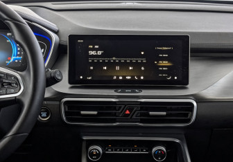 Подержанный автомобиль Geely Coolray 2023 года (17 фото)