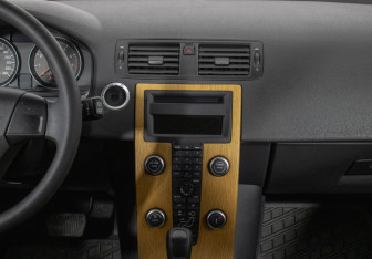 Подержанный автомобиль Volvo C30 2012 года (14 фото)