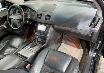 Подержанный автомобиль Volvo XC90 2009 года (11 фото)