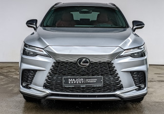 Подержанный автомобиль Lexus RX 2023 года (2 фото)
