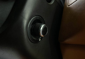 Подержанный автомобиль Land Rover Range Rover 2013 года (22 фото)