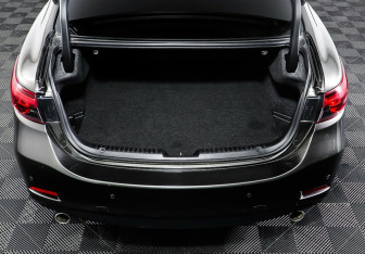 Подержанный автомобиль Mazda 6 Sedan 2016 года (23 фото)