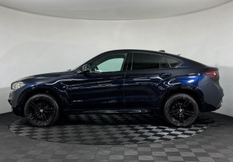 Подержанный автомобиль BMW X6 2018 года (5 фото)