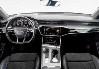 Подержанный автомобиль Audi A6 Sedan 2018 года (14 фото)