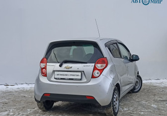 Подержанный автомобиль Chevrolet Spark 2013 года (5 фото)