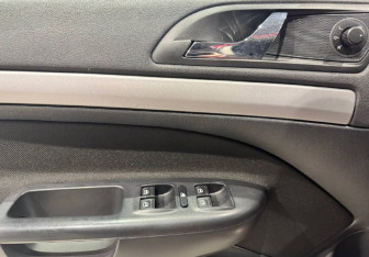 Подержанный автомобиль Skoda Octavia Liftback 2012 года (11 фото)