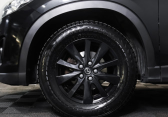 Подержанный автомобиль Mazda CX-5 2011 года (24 фото)