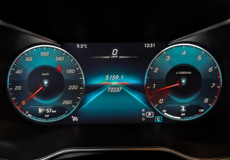 Подержанный автомобиль Mercedes-Benz GLC Coupe 2021 года (16 фото)