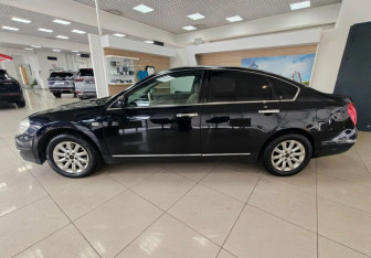 Подержанный автомобиль Nissan Teana 2006 года (8 фото)