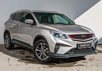 Подержанный автомобиль Geely Coolray 2023 года (3 фото)