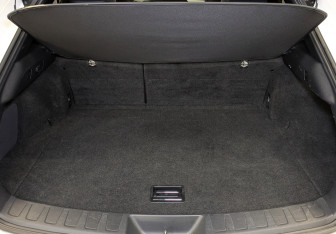 Подержанный автомобиль Lexus UX 2018 года (10 фото)