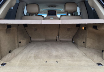 Подержанный автомобиль Land Rover Range Rover 2005 года (15 фото)