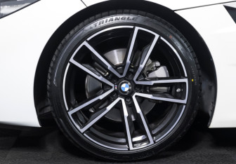 Подержанный автомобиль BMW Z4 Roadster 2020 года (21 фото)