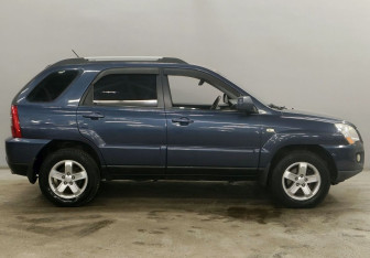 Подержанный автомобиль Kia Sportage 2009 года (4 фото)