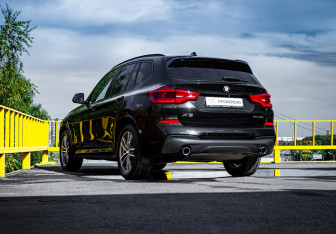 Подержанный автомобиль BMW X3 2018 года (6 фото)