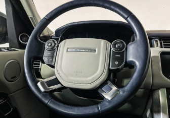 Подержанный автомобиль Land Rover Range Rover 2013 года (15 фото)