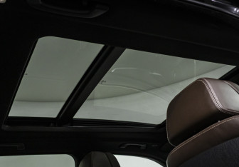 Подержанный автомобиль BMW X5 2016 года (17 фото)