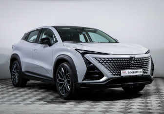 Подержанный автомобиль Changan UNI-T 2023 года (3 фото)