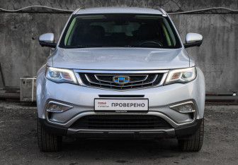 Подержанный автомобиль Geely Atlas 2020 года (2 фото)