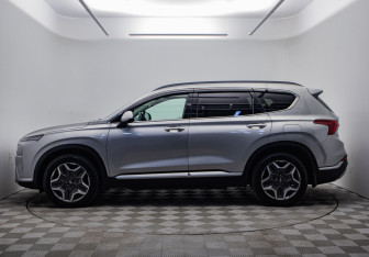 Подержанный автомобиль Hyundai Santa Fe 2023 года (2 фото)