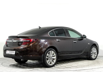 Подержанный автомобиль Opel Insignia Sedan 2014 года (5 фото)