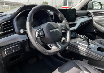 Подержанный автомобиль Haval F7x 2023 года (13 фото)