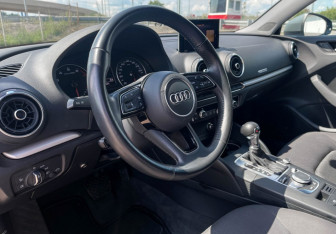 Подержанный автомобиль Audi A3 Sedan 2020 года (13 фото)