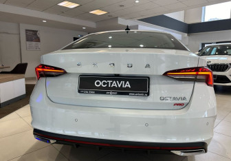 Новый Skoda Octavia Liftback 2025 (4 фото)