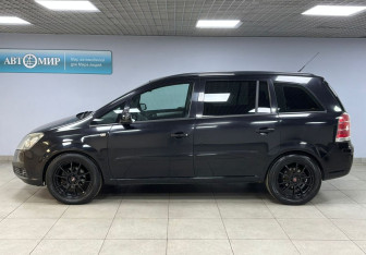 Подержанный автомобиль Opel Zafira Compactvan 2007 года (8 фото)