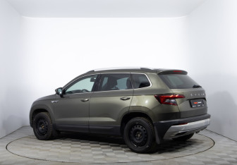 Подержанный автомобиль Skoda Karoq 2019 года (7 фото)