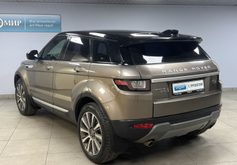 Подержанный автомобиль Land Rover Range Rover Evoque 2017 года (7 фото)