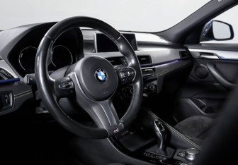 Подержанный автомобиль BMW X2 2019 года (14 фото)
