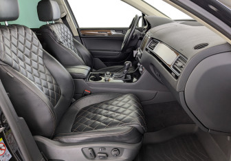 Подержанный автомобиль Volkswagen Touareg 2018 года (24 фото)