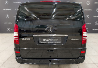 Подержанный автомобиль Mercedes-Benz Viano 2011 года (6 фото)