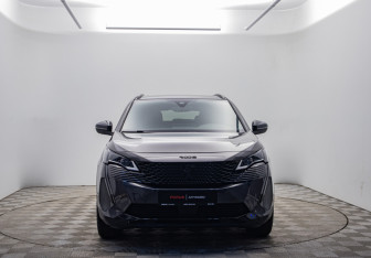 Подержанный автомобиль Peugeot 3008 2021 года (2 фото)