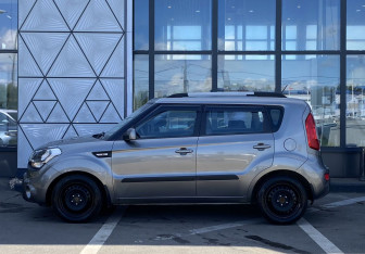 Подержанный автомобиль Kia Soul 2011 года (8 фото)