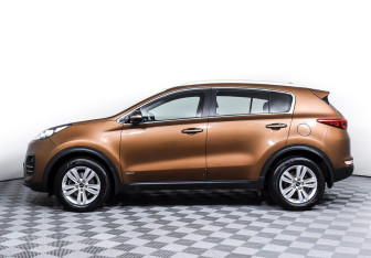 Подержанный автомобиль Kia Sportage 2016 года (3 фото)