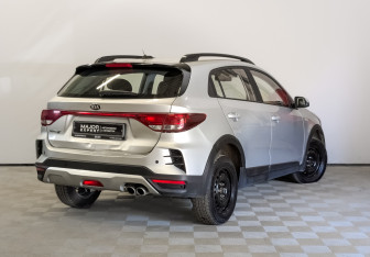 Подержанный автомобиль Kia Rio Hatchback 2021 года (5 фото)