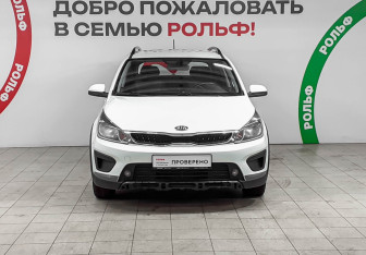 Подержанный автомобиль Kia Rio Hatchback 2019 года (2 фото)