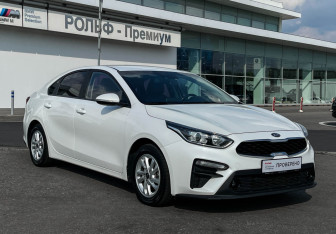 Подержанный автомобиль Kia K3 Sedan 2019 года (3 фото)
