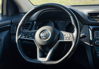 Подержанный автомобиль Nissan Qashqai 2019 года (13 фото)