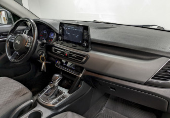 Подержанный автомобиль Kia Seltos 2020 года (19 фото)