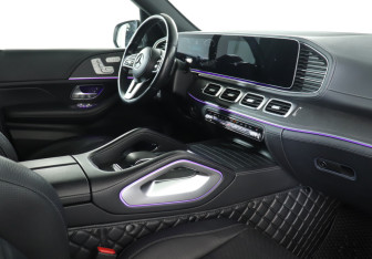 Подержанный автомобиль Mercedes-Benz GLE 2021 года (9 фото)