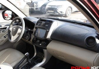 Подержанный автомобиль Lifan X60 2013 года (7 фото)