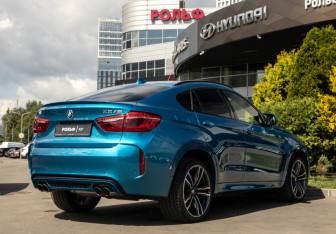 Подержанный автомобиль BMW X6 M 2019 года (4 фото)
