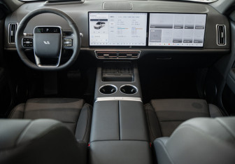 Новый LiXiang L6 2025 (30 фото)